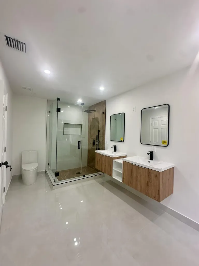 10702 NW 1st Court Plantation FL 33324