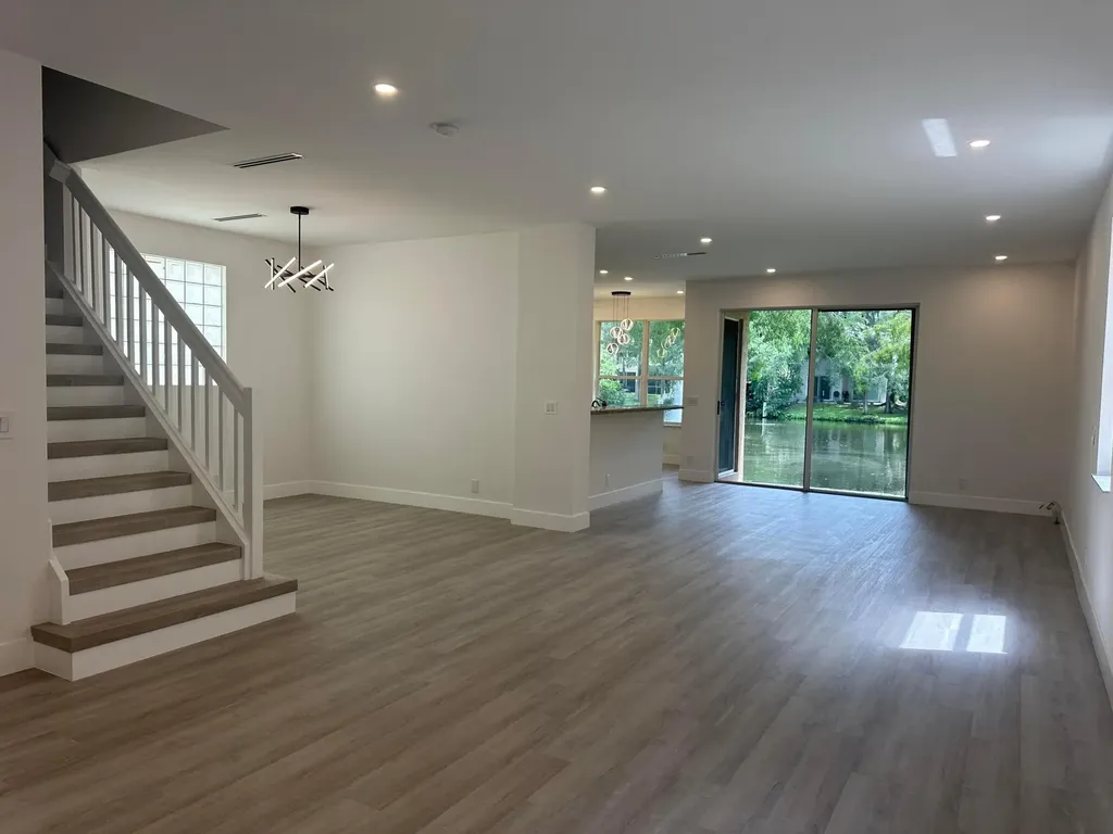 10702 NW 1st Court Plantation FL 33324