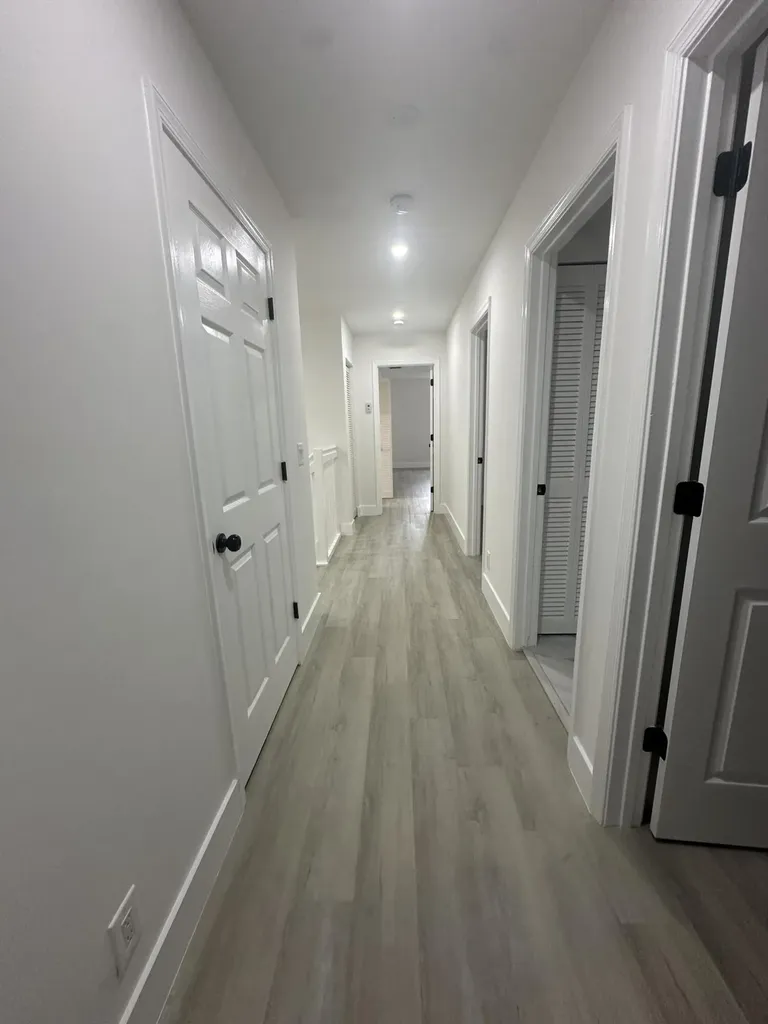 10702 NW 1st Court Plantation FL 33324