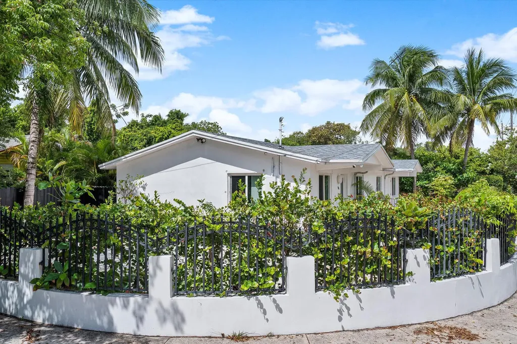 100 NW 40th Street Miami FL 33127