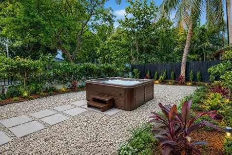 100 NW 40th Street Miami FL 33127
