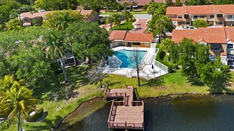 638 N University Drive Plantation FL 33324
