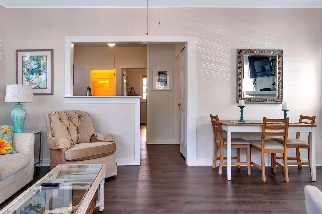 118 S J Street Lake Worth Beach FL 33460