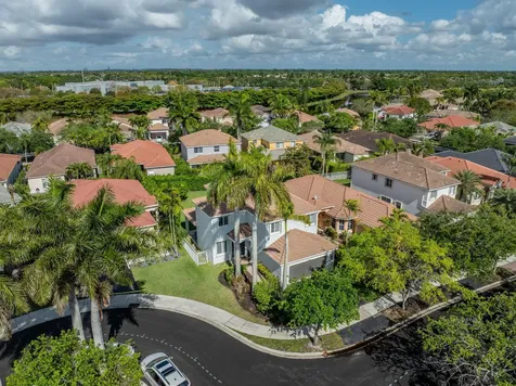 1738 Sycamore Terrace Weston FL 33327