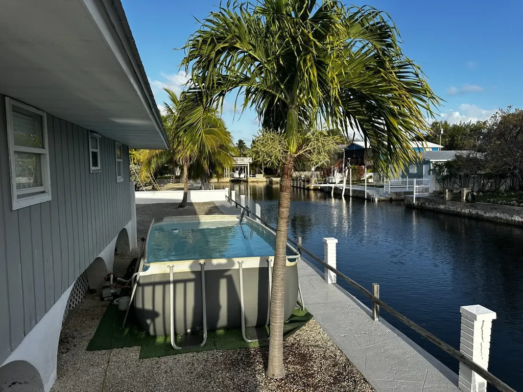 1540 Lantana Lane Big Pine Key FL 33043