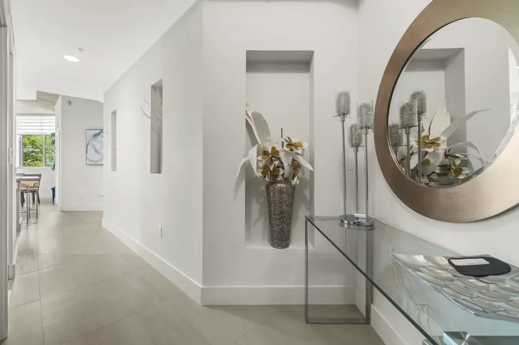 300 S Australian Avenue West Palm Beach FL 33401