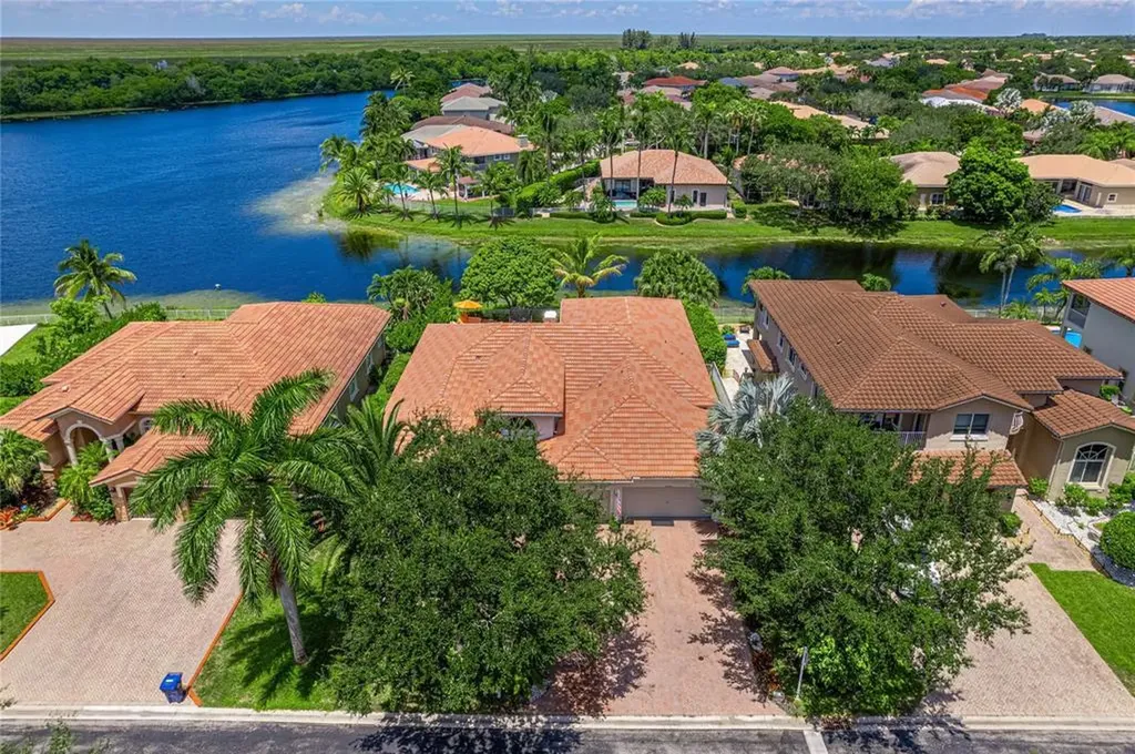 12307 NW 49th Street Coral Springs FL 33076