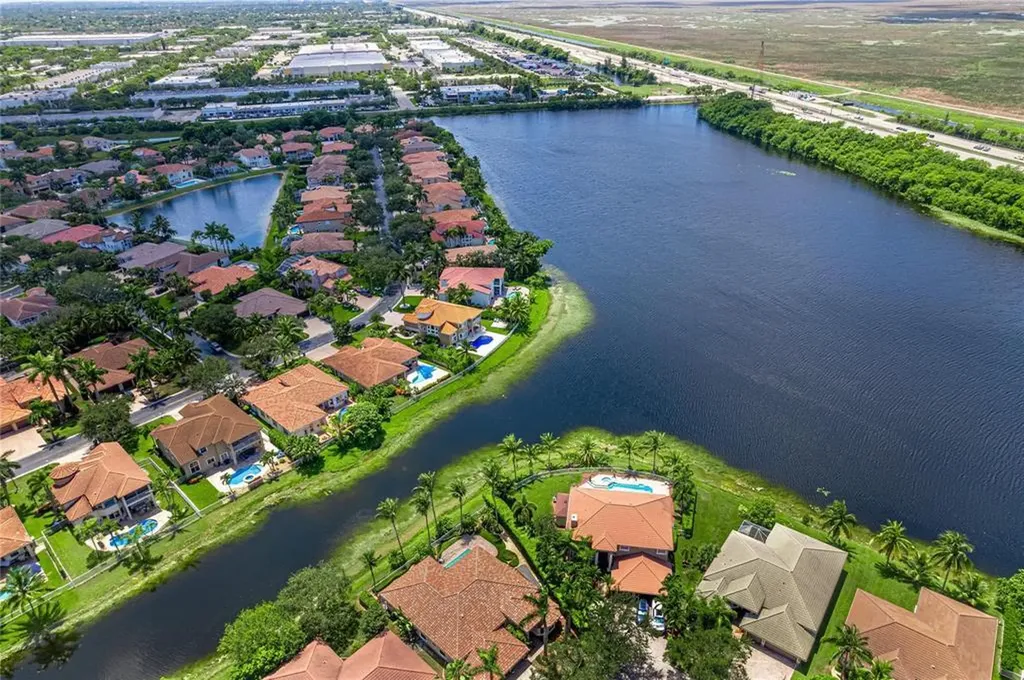 12307 NW 49th Street Coral Springs FL 33076