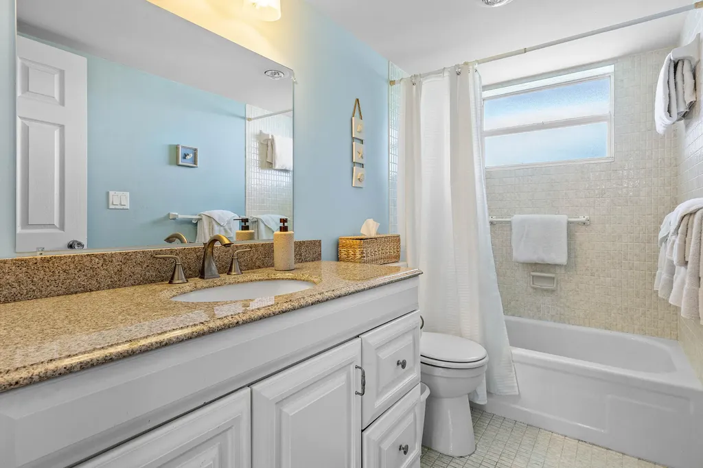 1820 New Palm Way Boynton Beach FL 33435