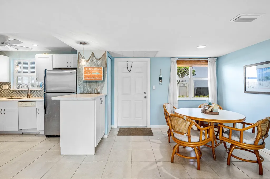 1820 New Palm Way Boynton Beach FL 33435