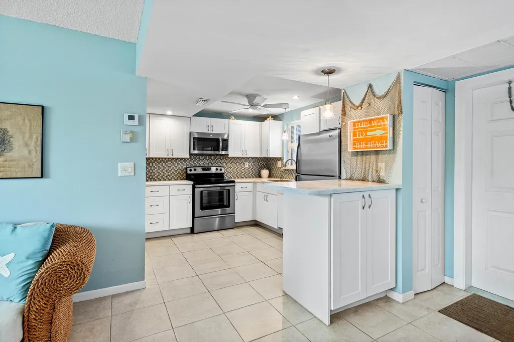1820 New Palm Way Boynton Beach FL 33435