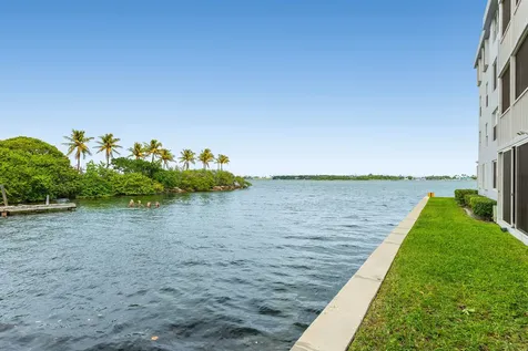 1820 New Palm Way Boynton Beach FL 33435