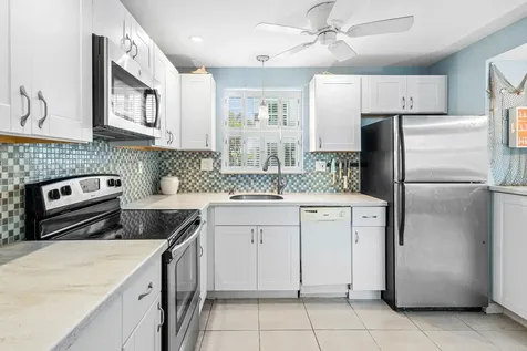 1820 New Palm Way Boynton Beach FL 33435