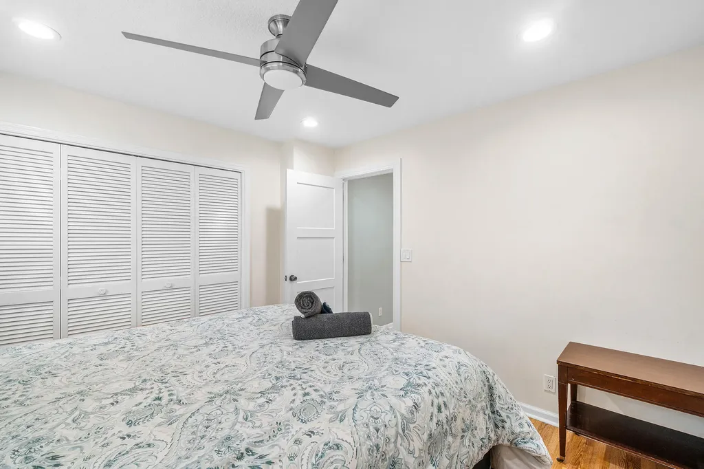 400 NE 43rd Street Boca Raton FL 33431