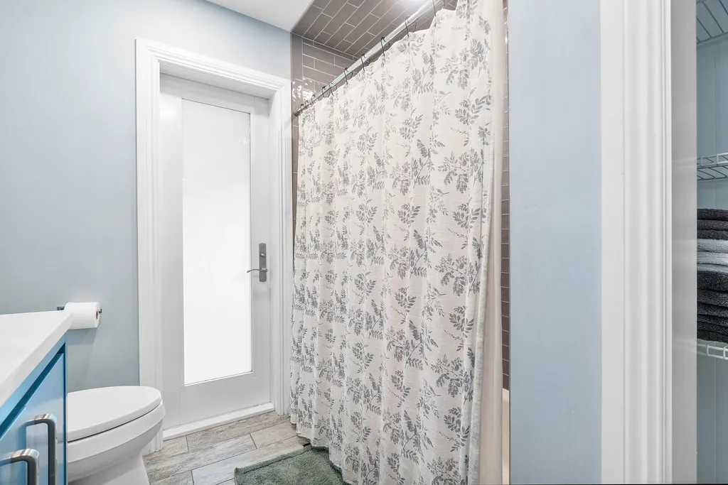 400 NE 43rd Street Boca Raton FL 33431