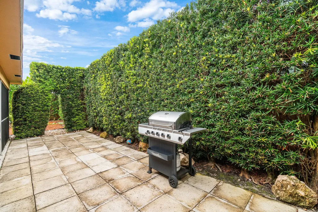 400 NE 43rd Street Boca Raton FL 33431