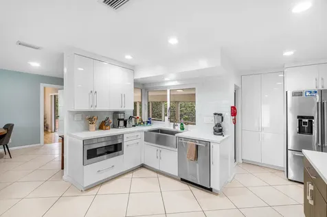 400 NE 43rd Street Boca Raton FL 33431