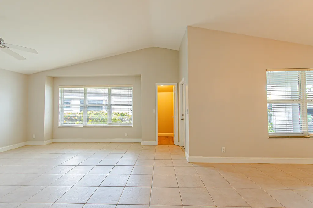 8632 Bridle Path Court Davie FL 33328