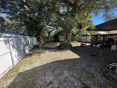 4133 NW 22nd Court Miami FL 33142