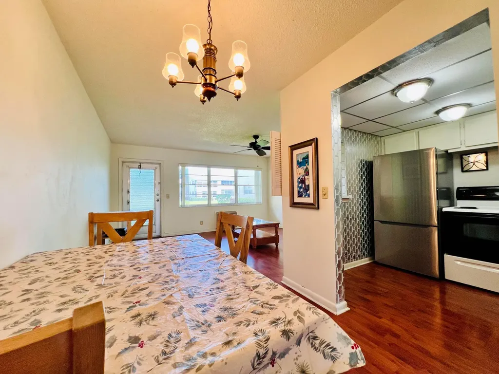 8 Northampton A West Palm Beach FL 33417