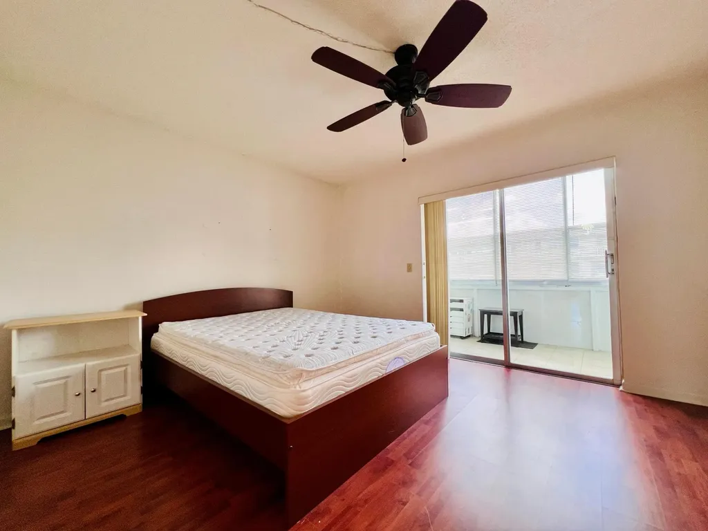 8 Northampton A West Palm Beach FL 33417