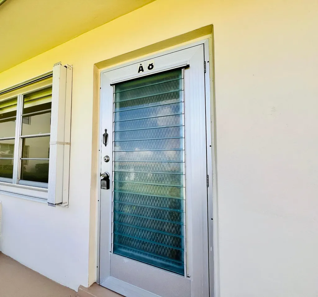 8 Northampton A West Palm Beach FL 33417