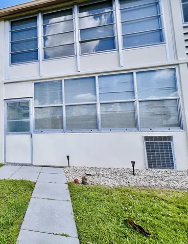 8 Northampton A West Palm Beach FL 33417
