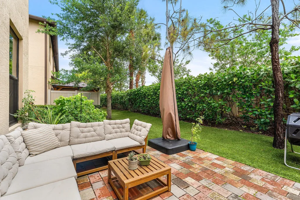 2350 Post Street Palm Springs FL 33406