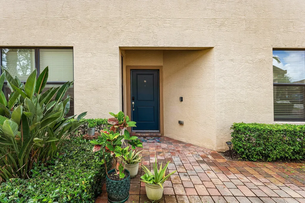 2350 Post Street Palm Springs FL 33406