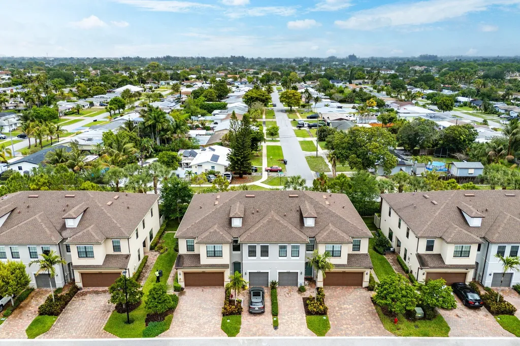 2350 Post Street Palm Springs FL 33406