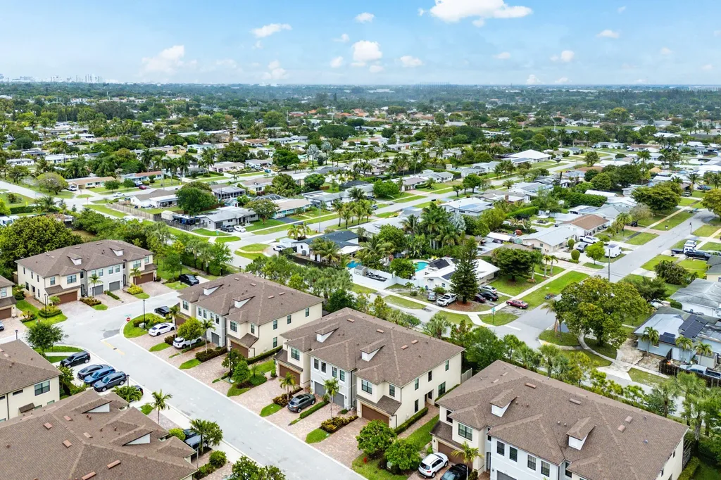 2350 Post Street Palm Springs FL 33406