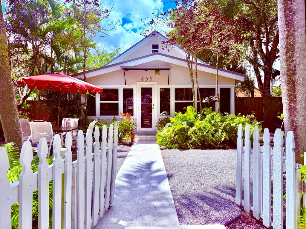 605 SW 6th Avenue Fort Lauderdale FL 33315