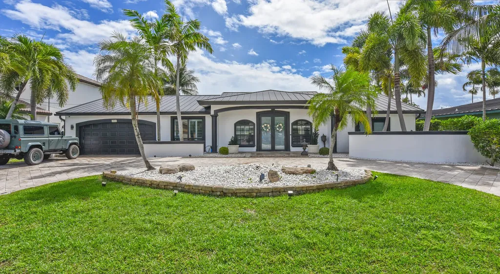 4030 NE 25th Avenue Lighthouse Point FL 33064