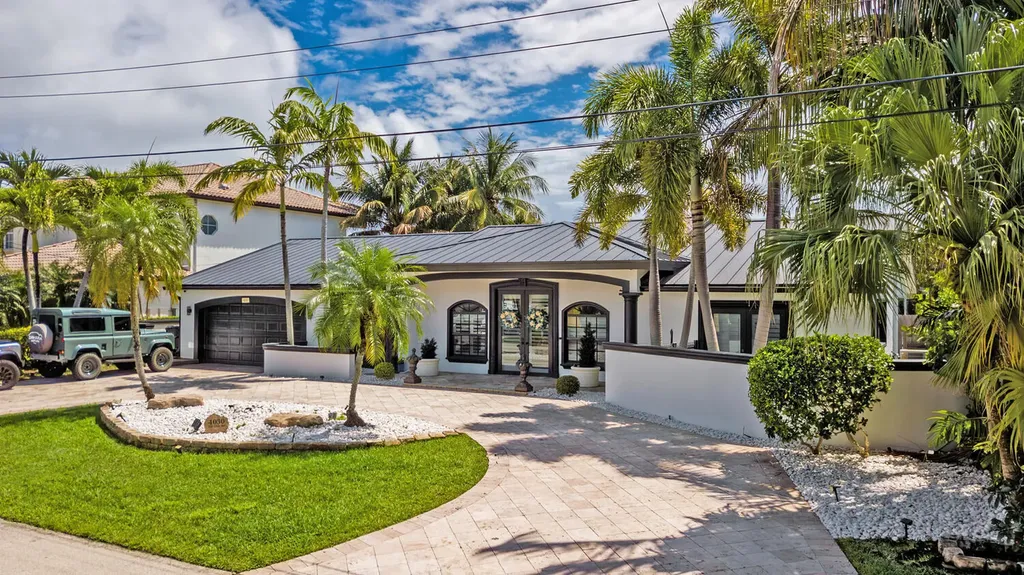 4030 NE 25th Avenue Lighthouse Point FL 33064