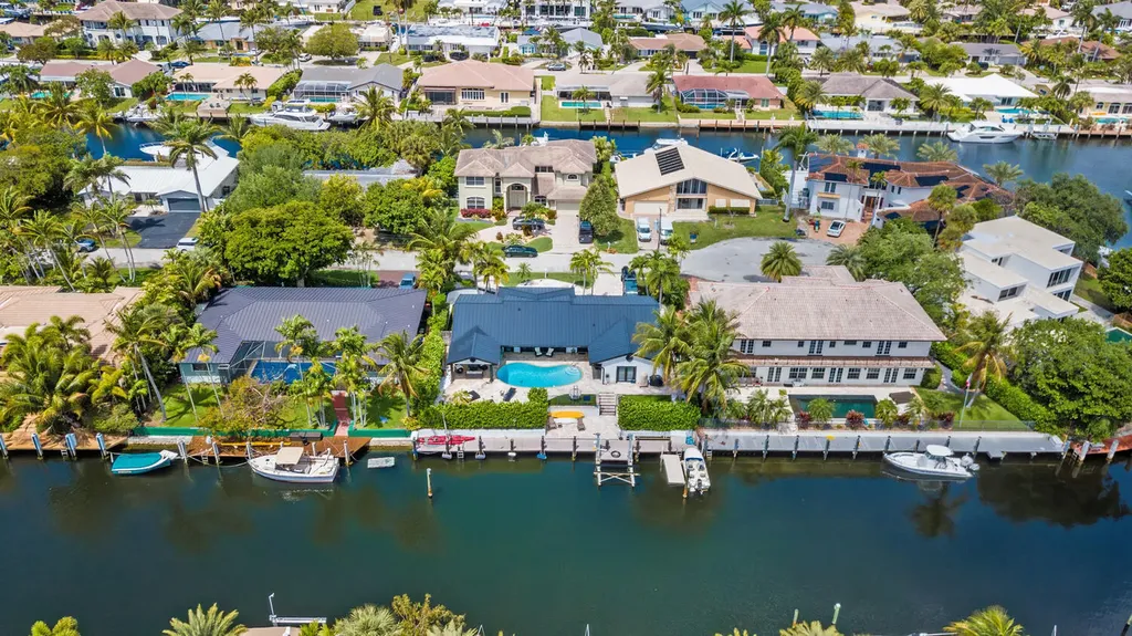 4030 NE 25th Avenue Lighthouse Point FL 33064