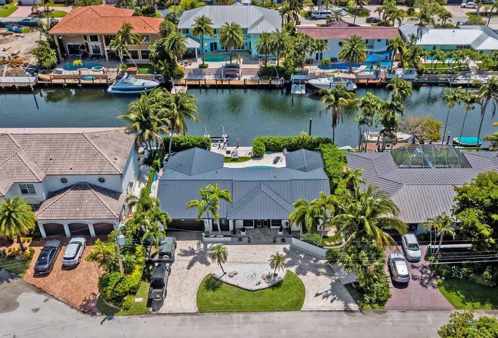 4030 NE 25th Avenue Lighthouse Point FL 33064