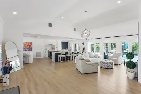 4030 NE 25th Avenue Lighthouse Point FL 33064