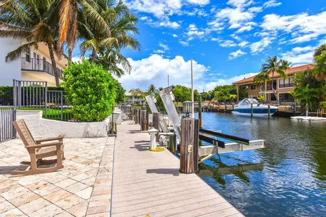 4030 NE 25th Avenue Lighthouse Point FL 33064