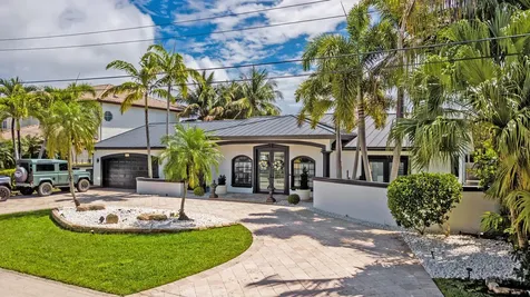 4030 NE 25th Avenue Lighthouse Point FL 33064