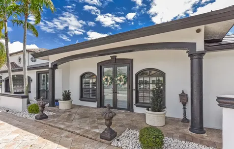 4030 NE 25th Avenue Lighthouse Point FL 33064