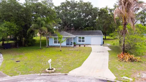 402 SW Ruffner Court Port St Lucie FL 34953