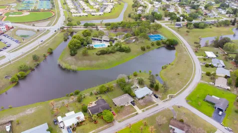 402 SW Ruffner Court Port St Lucie FL 34953