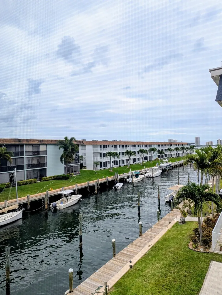 131 Doolen Court North Palm Beach FL 33408