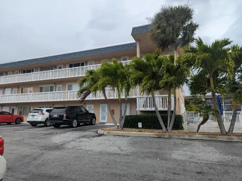 131 Doolen Court North Palm Beach FL 33408