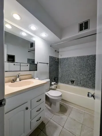 131 Doolen Court North Palm Beach FL 33408