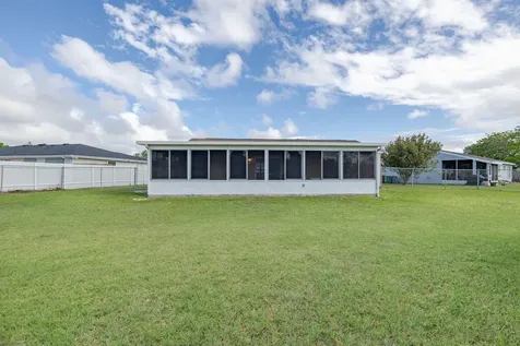 2042 SE Oxmoor Terrace Port St Lucie FL 34952