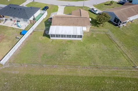 2042 SE Oxmoor Terrace Port St Lucie FL 34952