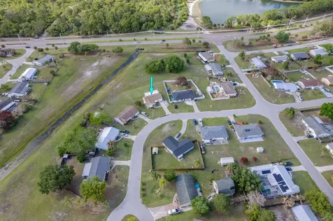 2042 SE Oxmoor Terrace Port St Lucie FL 34952