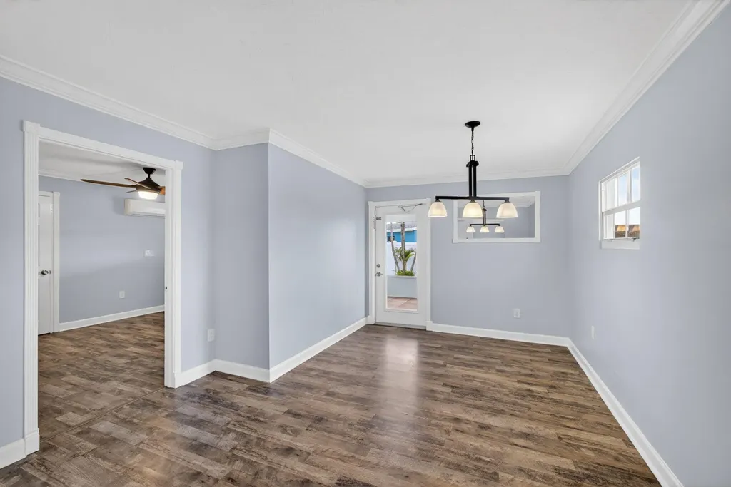9342 Bloomfield Drive Palm Beach Gardens FL 33410