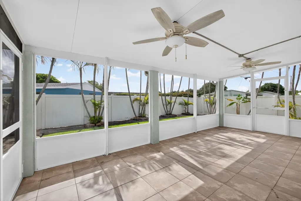 9342 Bloomfield Drive Palm Beach Gardens FL 33410